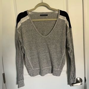 Abercrombie & Fitch grey long sleeve shirt